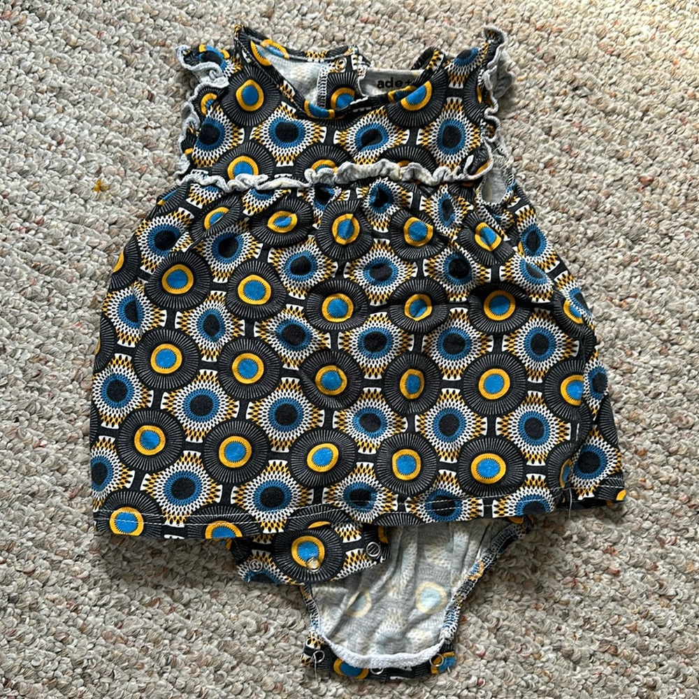 Ade + Ayo bodysuit dress 9-12M